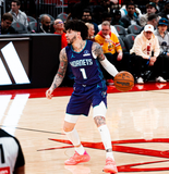 Οι Χόρνετς άλωσαν την έδρα των Ρόκετς