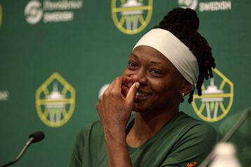 «Δεν είναι αυτό που νομίζετε»: Αθλήτρια του WNBA συνεργάζεται με το OnlyFans και γράφει ιστορία