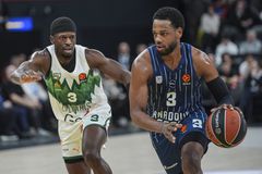 Λόιντ on fire και τρίποντο νίκης για την Εφές