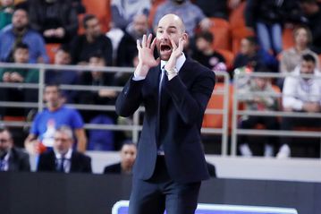 Ενοχλημένος ο Σπανούλης από ερώτηση δημοσιογράφου μετά το Άρης - Περιστέρι (vid)