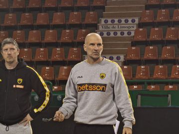 Καντζούρης: «Να επιβάλλουμε τον ρυθμό μας κόντρα στη Λιμόζ»