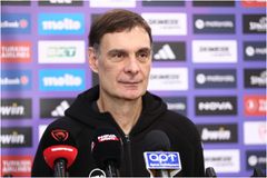 Μπαρτζώκας: «Πιστεύουμε πολύ στο ομαδικό μας παιχνίδι, ποτέ δε σταθήκαμε στις απουσίες»