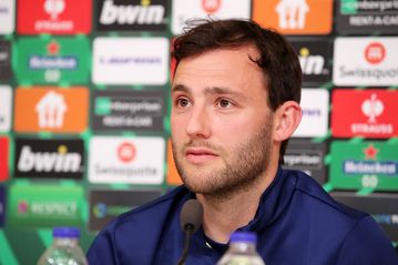 Φαν Όβερεϊμ: «Σπουδαία ομάδα ο Ολυμπιακός, διαθέτουν πολλή ποιότητα σαν μονάδες»