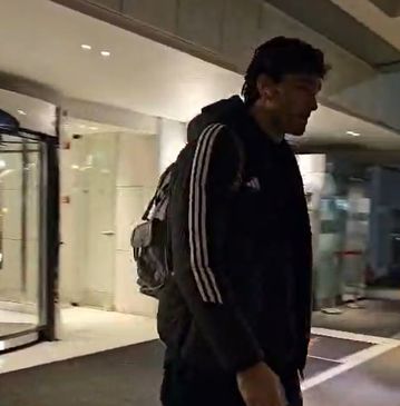 Η αναχώρηση του Παναθηναϊκού από το ξενοδοχείο για το ΣΕΦ - Δείτε το βίντεο του Sportal