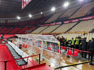 Με προστατευτικό plexiglass ο πάγκος του Παναθηναϊκού στο ΣΕΦ