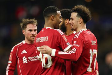 Άνετη πρόκριση για τη Λίβερπουλ κόντρα στη Γουλβς