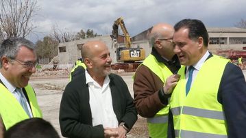 Αλαφούζος: «Δεν είμαι ΑΕΚ, δεν βάζω κίτρινο γιλέκο» - Οι ατάκες με Γεραπετρίτη και η  σιγουριά του Μπακογιάννη για πρωτάθλημα (vid)