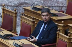 Χαμός στο Twitter με Αυγενάκη