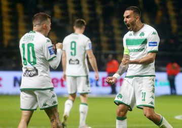 Ο Κουρμπέλης τρέχει με 300 και ονειρεύεται τον τίτλο με τον Παναθηναϊκό