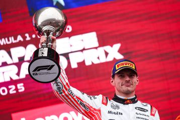 Φερστάπεν: «Απίστευτα χαρούμενος για τη νίκη»