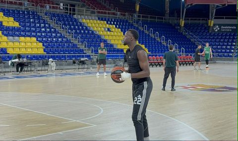 Συμμετέχει στην προπόνηση του Παναθηναϊκού ο Γκραντ με δεμένο χέρι (vid)