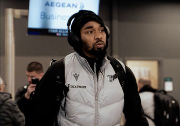 O ΠΑΟΚ πέταξε για Ισπανία με όνειρα πρόκρισης, βραβείο για  τον Κλίβελαντ Μέλβιν (pic/vid)