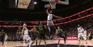 Η «πτήση» του Τζαμάλ Κέιν στην κορυφή του top-10 του NBA (vid)