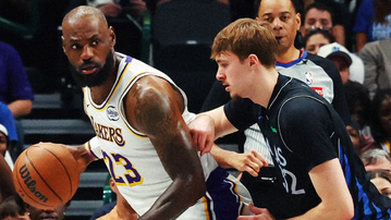 Λύγισαν από τις απουσίες οι Λέικερς κόντρα στους Μάβερικς του εκπληκτικού Φλαγκ