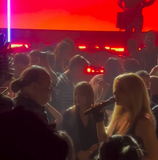 Το ντουέτο του Μάριου Ηλιόπουλου με τη Ζόζεφιν στα μπουζούκια, μετά τη νίκη της ΑΕΚ (vid)