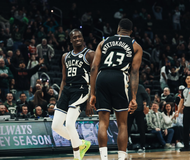 «Μαγική» στιγμή για την οικογένεια Αντετοκούνμπο στο NBA - Η αντίδραση του Γιάννη (vid)