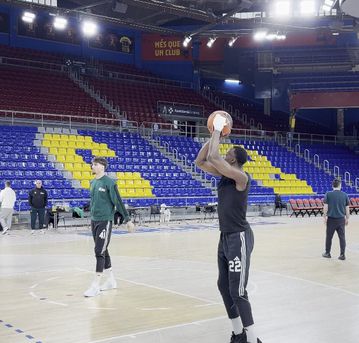 Τα βίντεο του Sportal από την προπόνηση του Παναθηναϊκού στην Βαρκελώνη και τον Γκραντ να δοκιμάζει το χέρι του