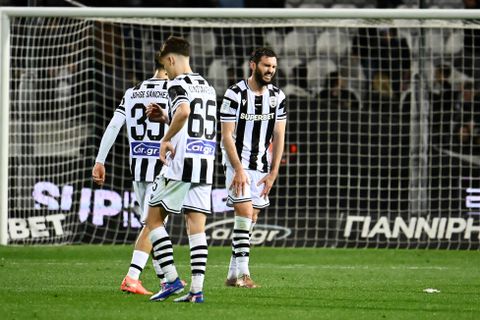 Ανακοίνωση αοριστίας του ΠΑΟΚ για να πετάξει τη μπάλα στην εξέδρα