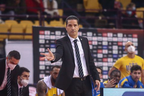 Σφαιρόπουλος: «Υπάρχει η πιθανότητα να βρεθώ στην Εφές τη νέα σεζόν»