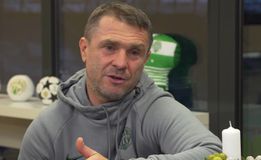 «Αρνητικός στο να αναλάβει τον Ολυμπιακό ο Ρεμπρόφ»