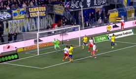 Ο απίθανος Δουβίκας πέτυχε δύο γκολ στο Καμπούρ - Ουτρέχτη κι ανέβηκε στην κορυφή των σκόρερ της Eredivisie! (vid)