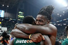 Πώρωσε τον Λεσόρ ο Αταμάν: «Ετοιμάσου για το Final Four!»