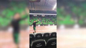 Η ατμόσφαιρα στο ΟΑΚΑ πριν το τζάμπολ του Game 5 με την Αναντολού Εφές