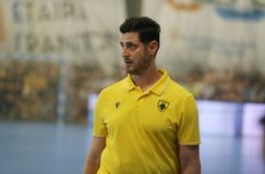 Συνεχίζει στον πάγκο της ΑΕΚ ο Αλέξης Αλβανός