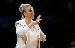 Η Μπέκι Χάμον στο Sportal: «Έχω τεράστια εμπιστοσύνη στην ομάδα μου, πολυτέλεια να έχω αυτό το γκρουπ»