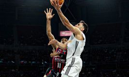 Η Ρεάλ «σκούπισε» τη Μπασκόνια με εξαιρετικό Καμπάτσο και πέρασε στα ημιτελικά της Liga Endesa