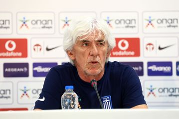 Γιοβάνοβιτς: «Τα φιλικά μας δίνουν τη δυνατότητα να κάνουμε παραλλαγές στον τρόπο παιχνιδιού μας»