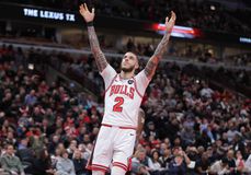 Επίσημα στους Καβαλίερς ο Λόνζο Μπολ