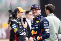 Ο Φερστάπεν ισοφάρισε επίδοση του Φέτελ με την πολ στο Σίλβερστον