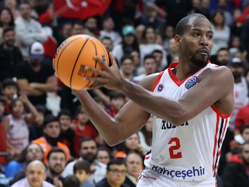 Προχωράει για να κλείσει τον Λάνγκστον Χολ η ΑΕΚ