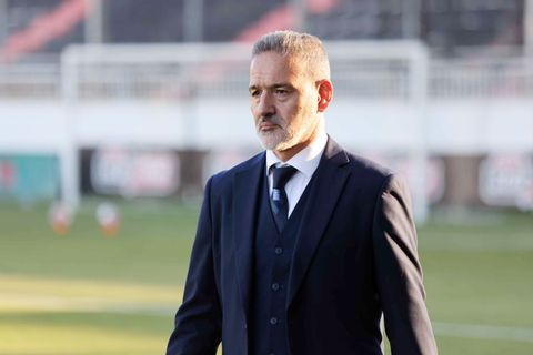 Τέλος ο Κατηκαρίδης από τον πάγκο της Εθνικής γυναικών