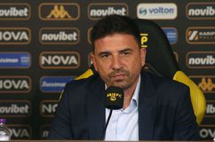 Ο Ρέγιες έστειλε δύο μηνύματα και έδωσε μία υπόσχεση