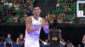 Στο +8 η Εθνική με πρωταγωνιστή τον Μήτογλου