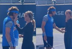 Η Μπαντόσα βάζει αντηλιακό στον Τσιτσιπά στην προπόνηση κι εκείνος τη χαϊδεύει στην κοιλιά (vid)