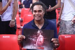 Καρεμπέ, Κοστίνια και Ρέτσος στο ΣΕΦ για το «A moment to remember»