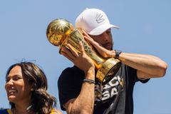 Για πάντα... «πολεμιστής» ο Κάρι: «Σκοπεύω να αποσυρθώ στους Ουόριορς»