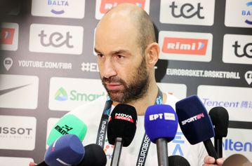 Σπανούλης: «Να λειτουργήσουμε ως ομάδα μέσα στο γήπεδο, θέλω να μιλήσω μόνο για μπάσκετ» (vid)