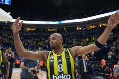 Πρώτη νίκη στο πρωτάθλημα για τη Φενέρμπαχτσε - Έριξε «100αρα» στην Πετκίμ