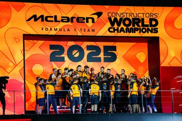 Η McLaren ισοφάρισε το επίτευγμα της Red Bull με την κατάκτηση του τίτλου στη Σιγκαπούρη