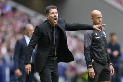 Σιμεόνε: «Κόκκινη; Δεν θα εκφέρω γνώμη... είναι τα περίφημα κριτήρια»