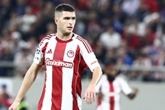 Τι γύρευε ο απεσταλμένος της Ρόμα στο Ολυμπιακός - Αϊντχόφεν