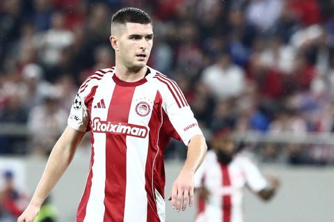 Τι γύρευε ο απεσταλμένος της Ρόμα στο Ολυμπιακός - Αϊντχόφεν