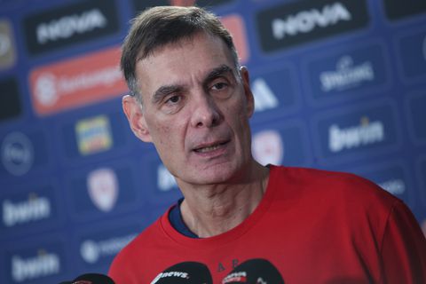 Ο Μπαρτζώκας αποκάλυψε το πότε θα επιστρέψει ο Έβανς (vid)