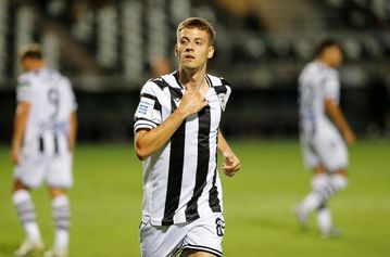 Το 9,9 με άριστα το 10 που πήρε ο Κωνσταντέλιας στο ΠΑΟΚ - Γιούνγκ Μπόις 4-0 (vid)