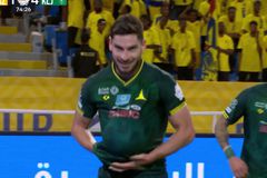 Δύο τα γκολ του Μασούρα που υπέγραψε το 4-1 της Αλ Καλίτζ