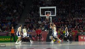 Το αδιανόητο κάρφωμα του Μίλερ-ΜακΙντάιρ που έβαλε στο... καλάθι την Φενέρμπαχτσε (vid)